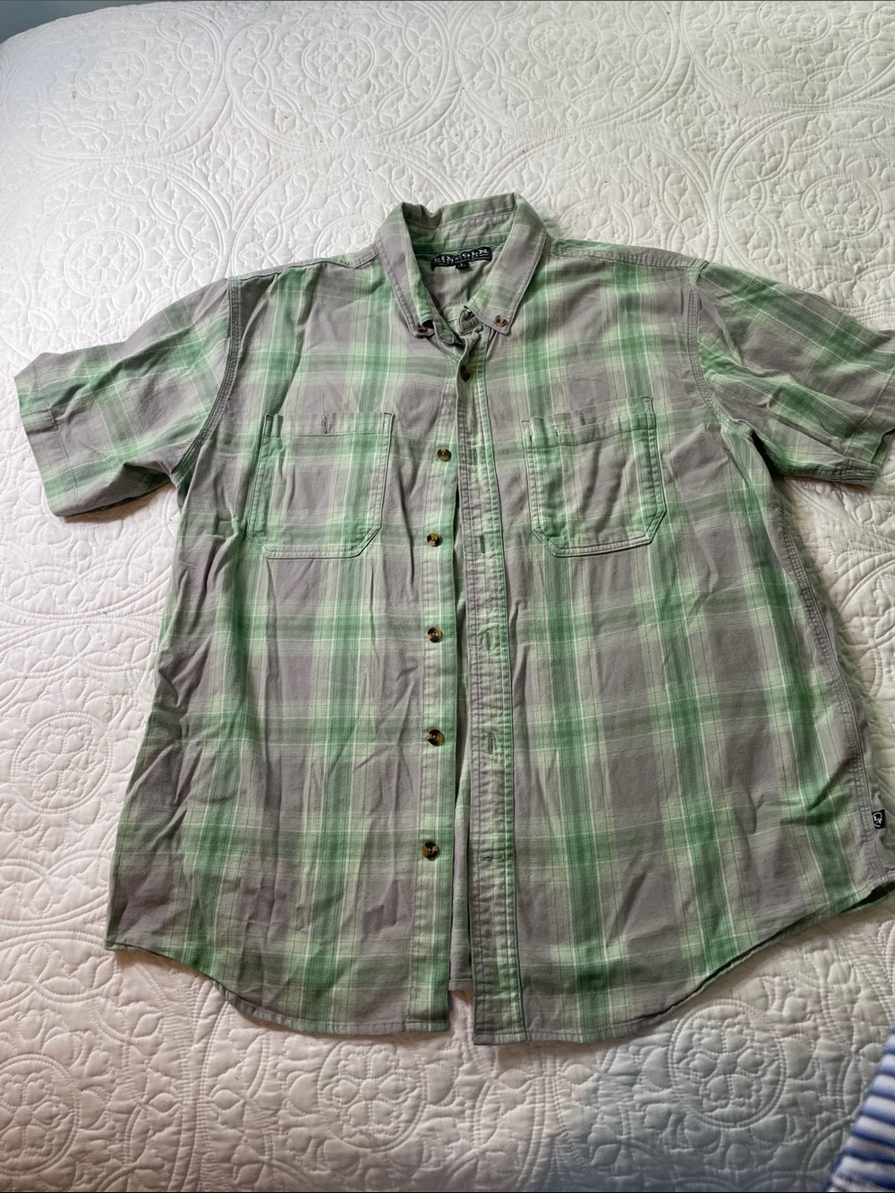Men's Green and Gray Plaid Short-Sleeve Button-Down Shirt